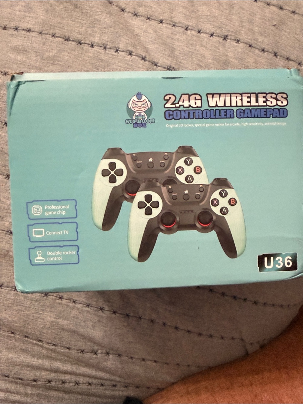 2.4G Wireless Gamepad Controller - Mint and Black U36